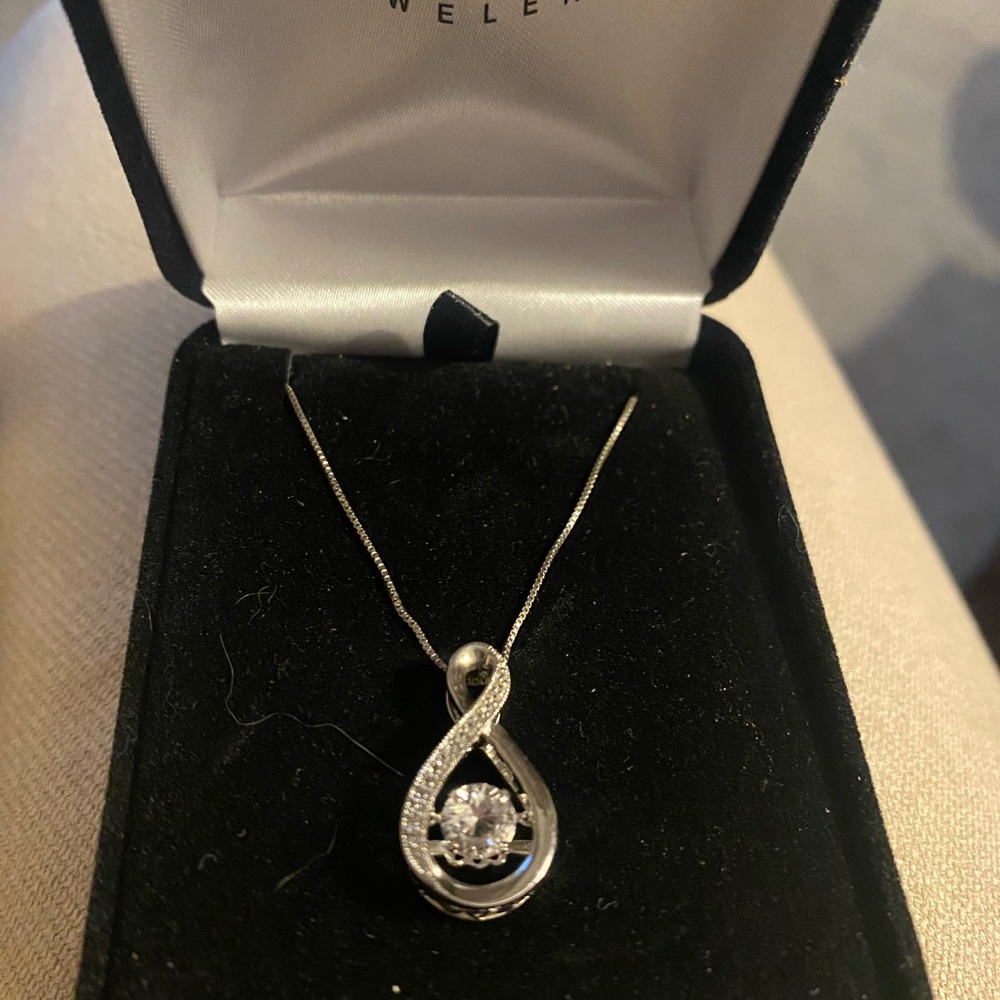 Kay Jewelers Necklace Diamonds in Motion